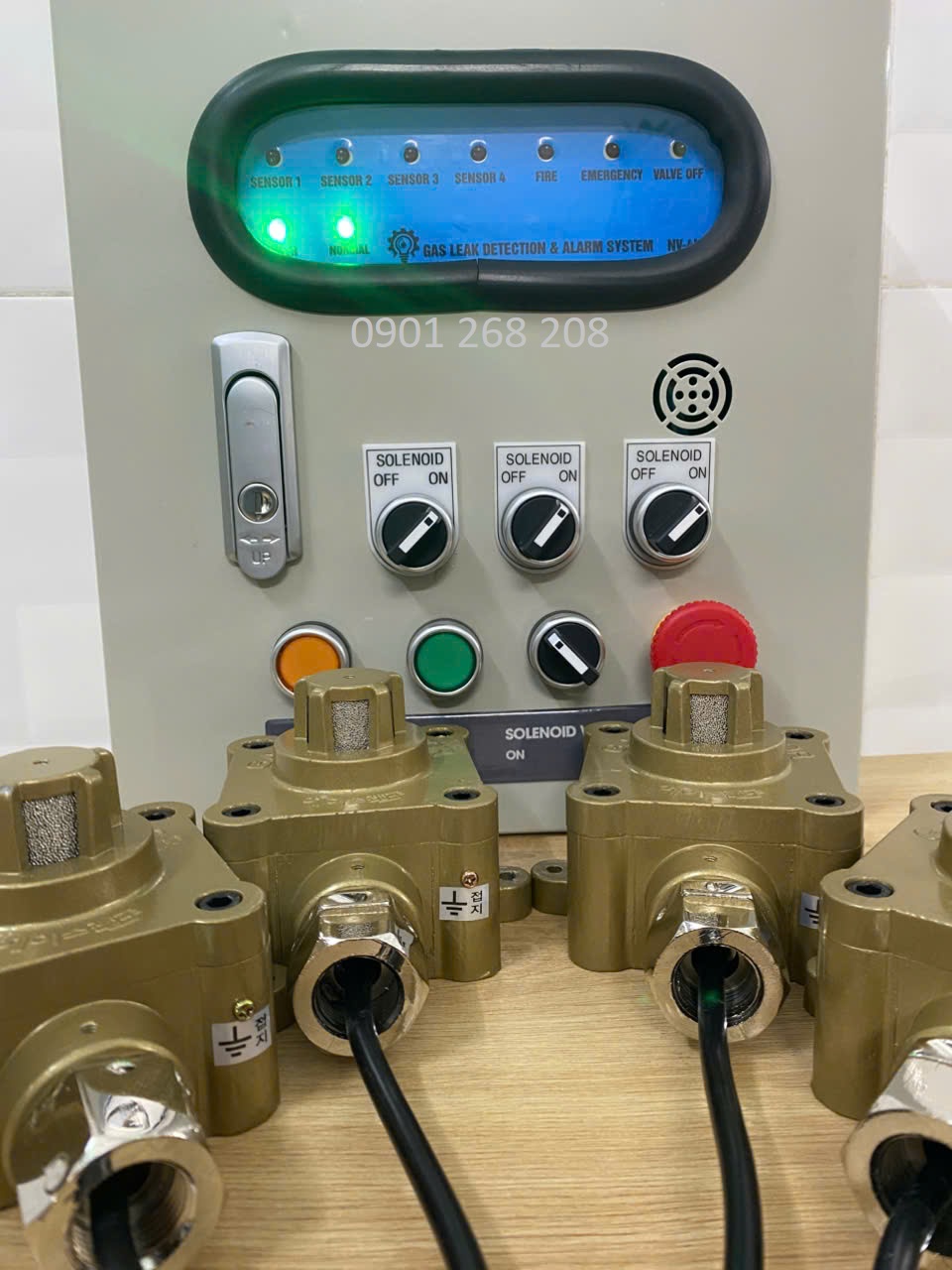 tu canh bao ro gas dieu khien 4 van dien tu